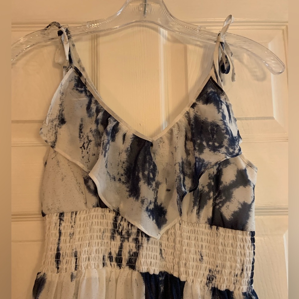 Guess/light and flowing size S dress, blue and ivory - Picture 3 of 8